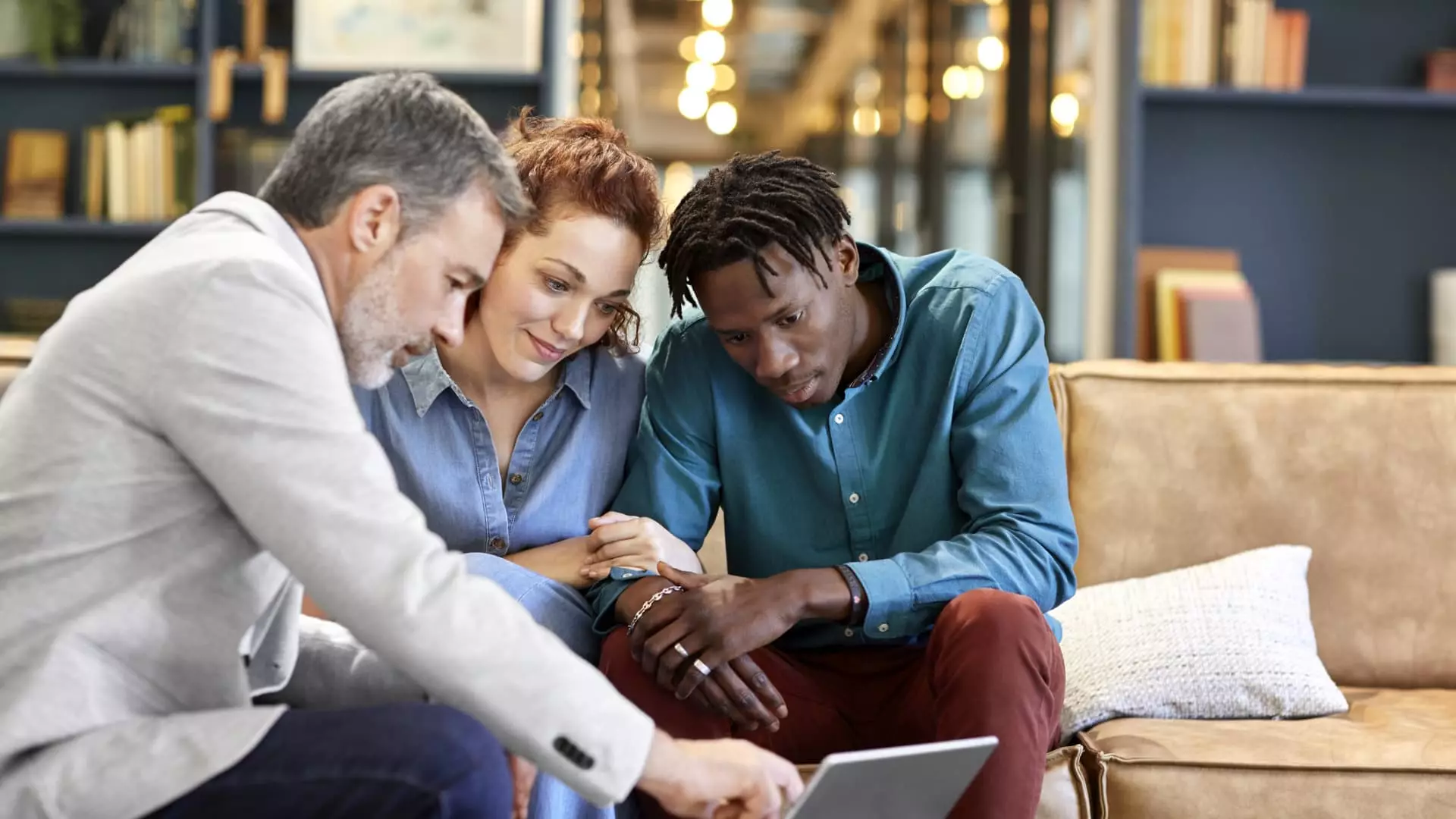 The Brilliant Opportunity: 5 Ways Agency Mortgage-Backed Securities Outshine a Turbulent Market