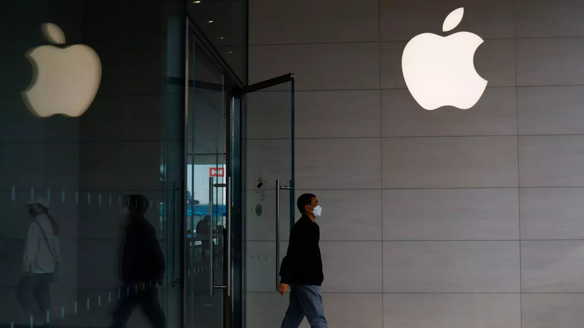 Apple’s Potential Resurgence: 18% Rally on the Horizon?