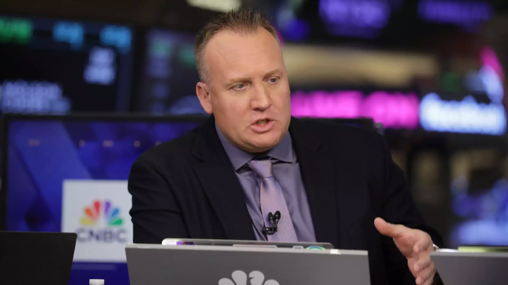Exposing the Illusion: Why Wall Street’s Obsession with Rate Cuts Could Backfire in 2025