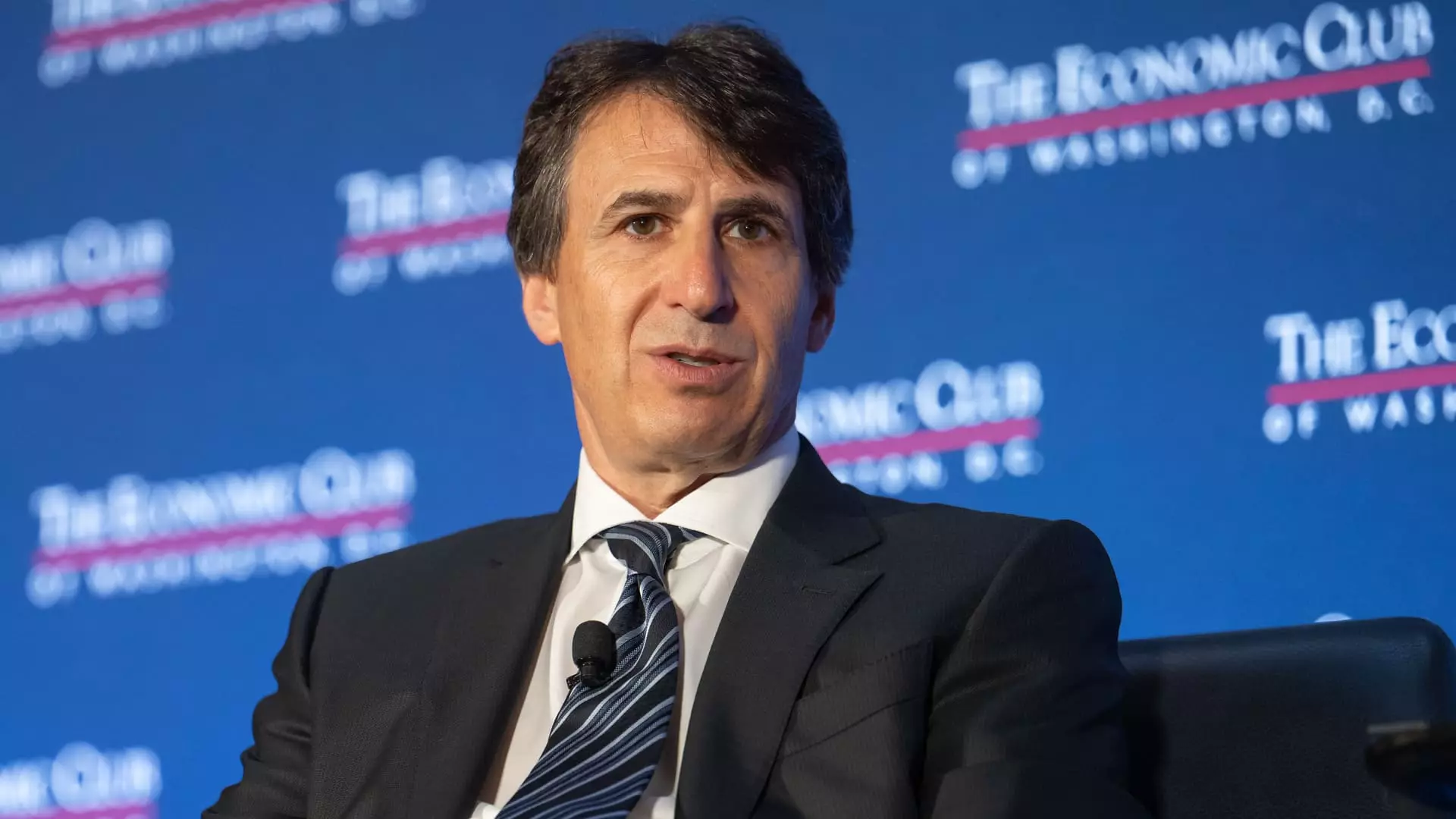 Why Apollo Global Management’s Unexpected Surge Could Reshape Outlooks Amid a Dull Market